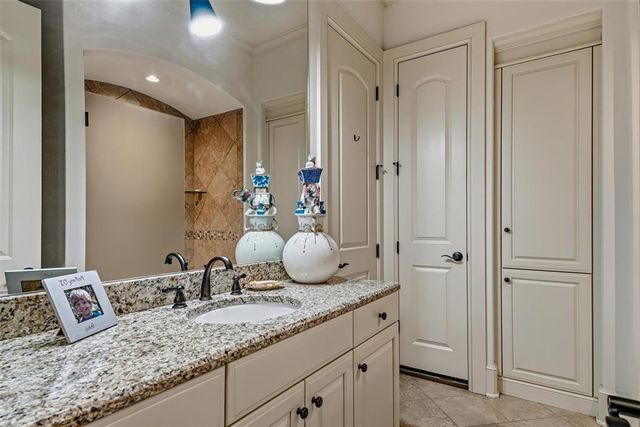 1703 Windsor Place, Nichols Hills, OK 73116