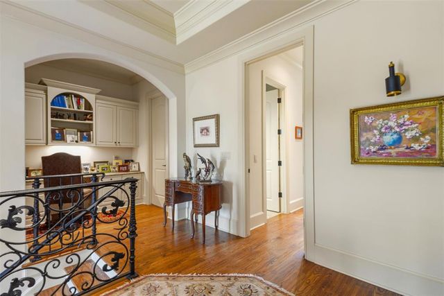 1703 Windsor Place, Nichols Hills, OK 73116