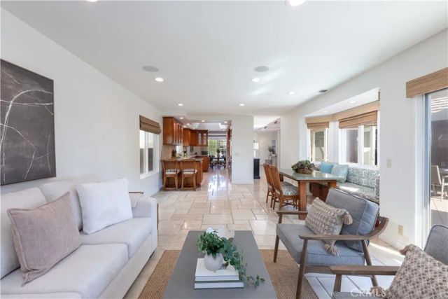 6261 Majorca Circle, Long Beach, CA 90803