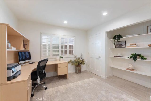 6261 Majorca Circle, Long Beach, CA 90803