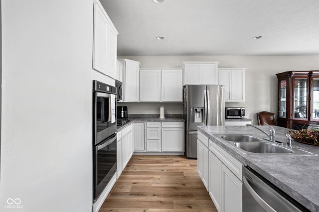 936 Plunkett Avenue, Westfield, IN 46074