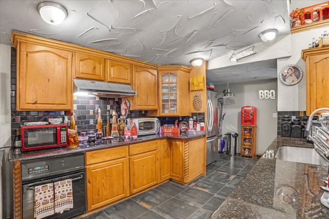 415 Floyd Dr, Smithville, TN 37166