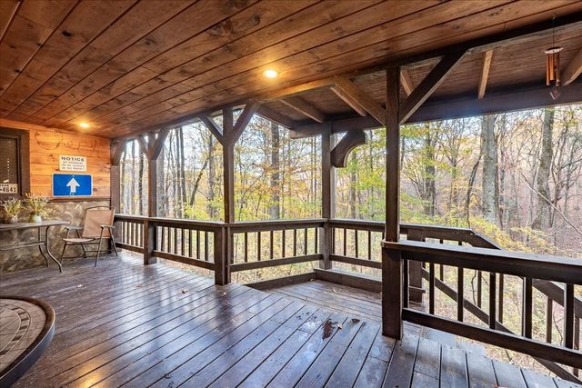 415 Floyd Dr, Smithville, TN 37166
