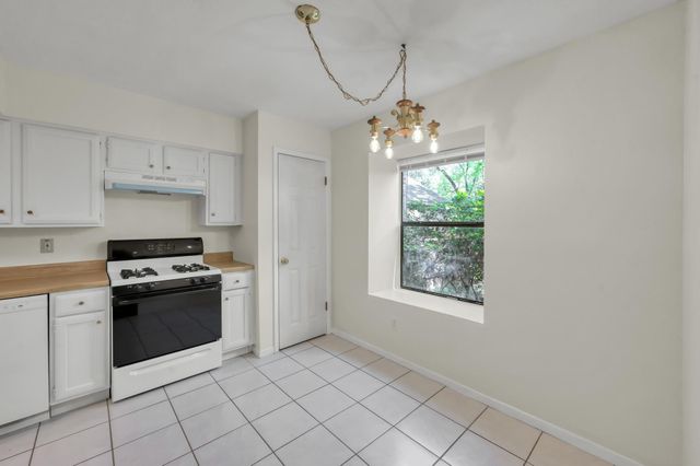 26 Willowwood Circle, The Woodlands, TX 77381