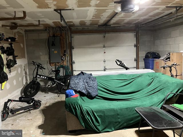 6 DREXEL AVE, Lansdowne, PA 19050