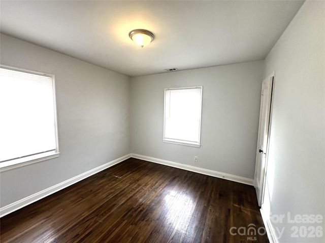 900 Leigh Avenue, Charlotte, NC 28205