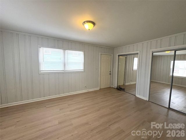 900 Leigh Avenue, Charlotte, NC 28205