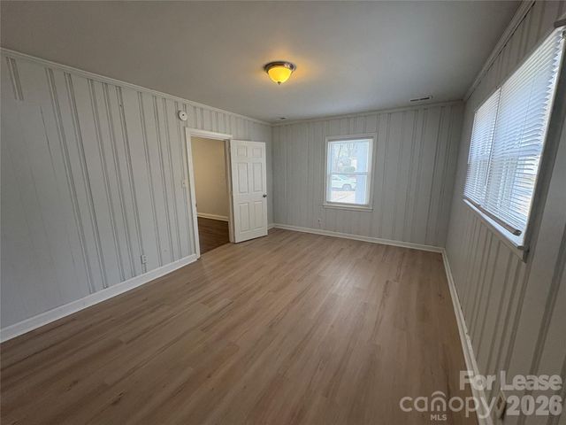 900 Leigh Avenue, Charlotte, NC 28205