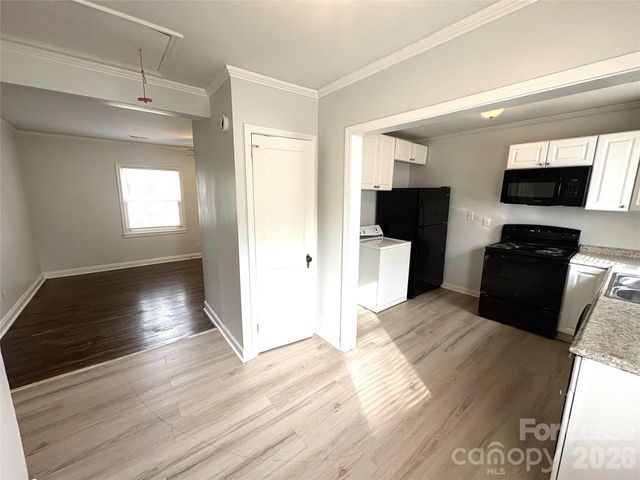 900 Leigh Avenue, Charlotte, NC 28205