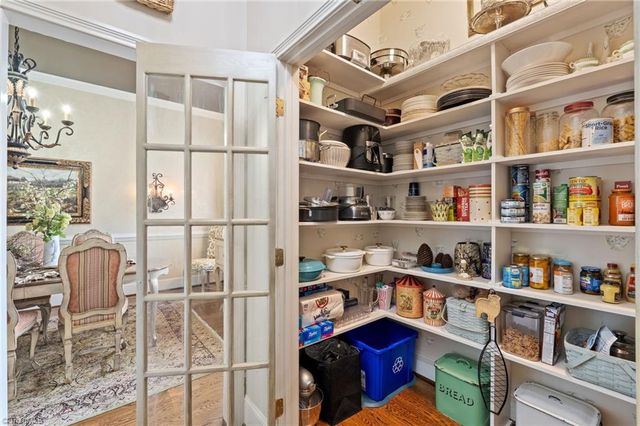 37 Creswell Court, Greensboro, NC 27407