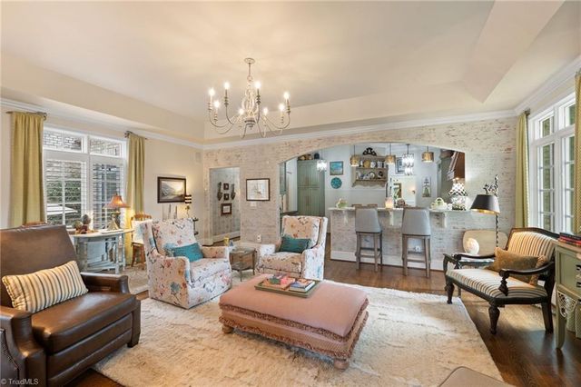 37 Creswell Court, Greensboro, NC 27407