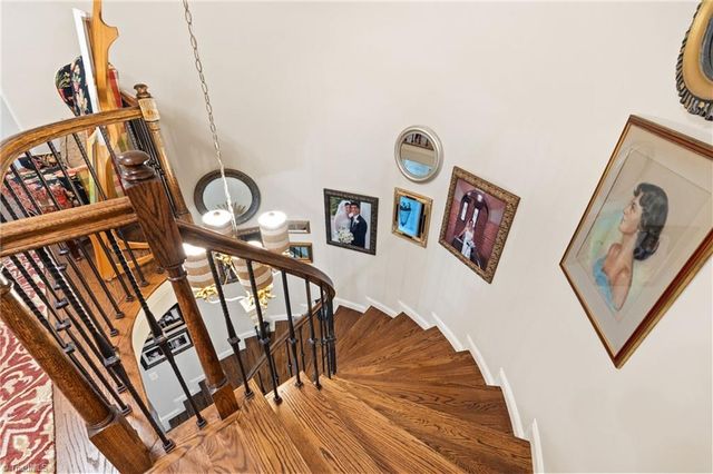 37 Creswell Court, Greensboro, NC 27407