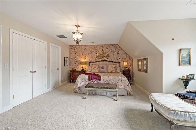 37 Creswell Court, Greensboro, NC 27407