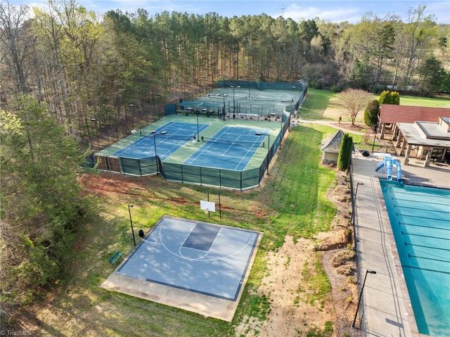 37 Creswell Court, Greensboro, NC 27407