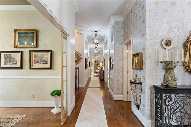 37 Creswell Court, Greensboro, NC 27407