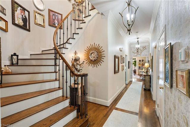 37 Creswell Court, Greensboro, NC 27407