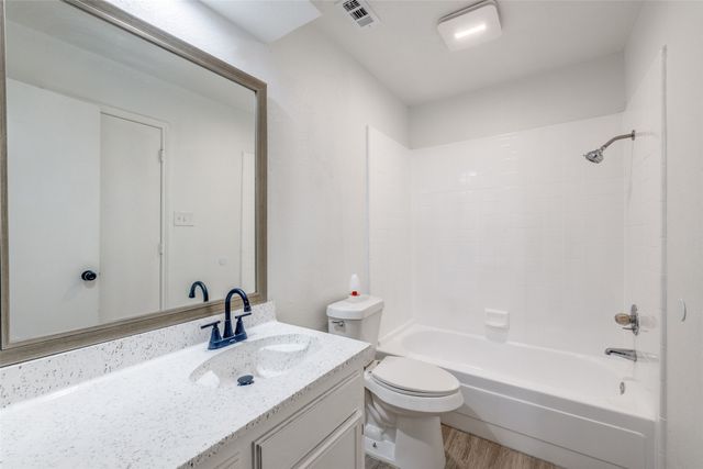 2428 Summer Place Drive, Arlington, TX 76014