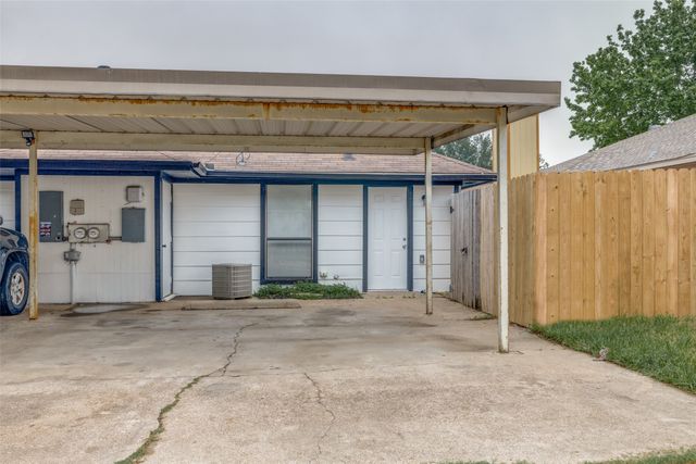 2428 Summer Place Drive, Arlington, TX 76014