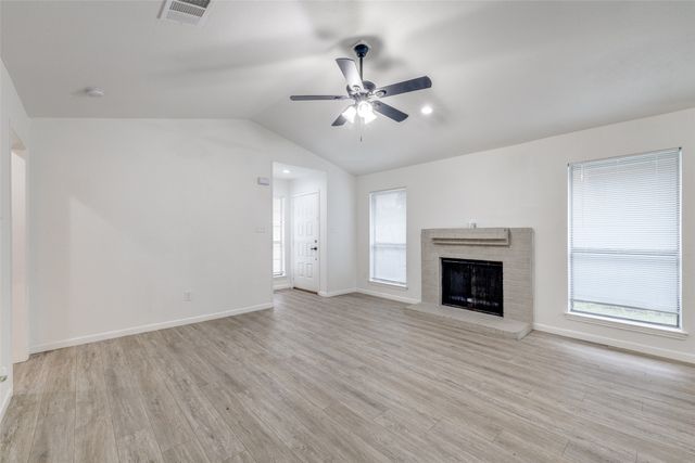 2428 Summer Place Drive, Arlington, TX 76014