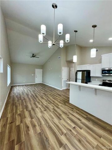 509 Sparrow Road 1, Weslaco, TX 78596