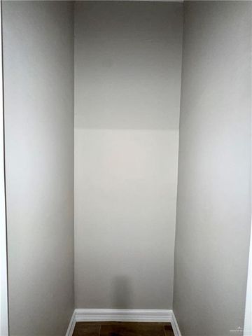 509 Sparrow Road 1, Weslaco, TX 78596