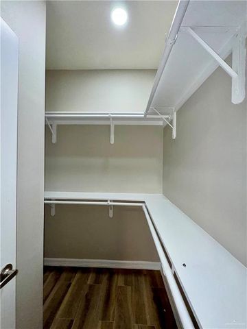 509 Sparrow Road 1, Weslaco, TX 78596