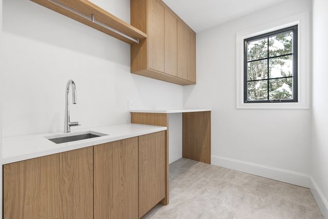 42 Bow Rd, Newton, MA 02459