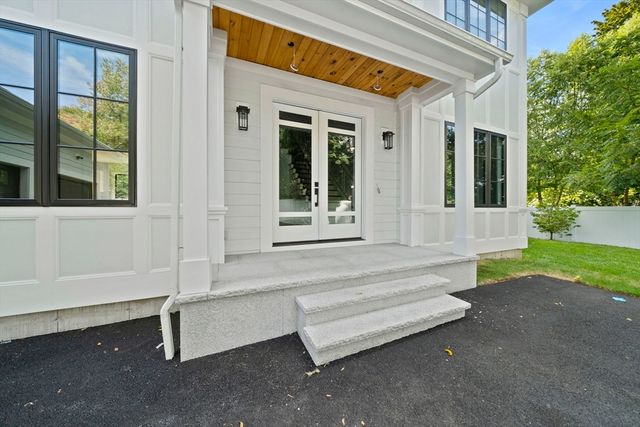 42 Bow Rd, Newton, MA 02459