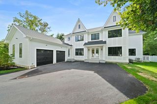 42 Bow Rd, Newton, MA 02459
