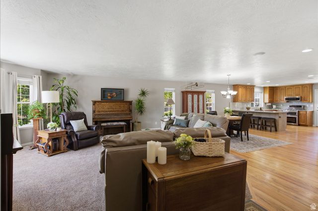 5562 W 11200 N, Highland, UT 84003
