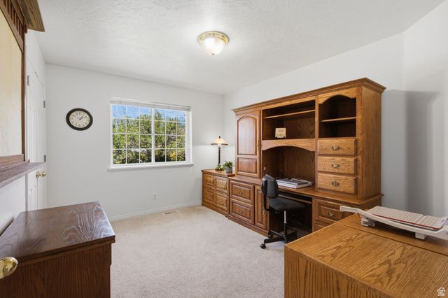 5562 W 11200 N, Highland, UT 84003