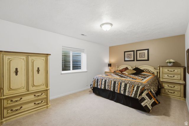 5562 W 11200 N, Highland, UT 84003