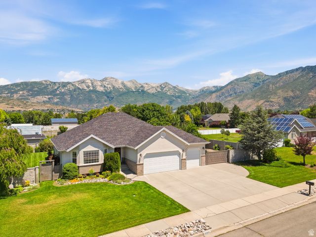 5562 W 11200 N, Highland, UT 84003