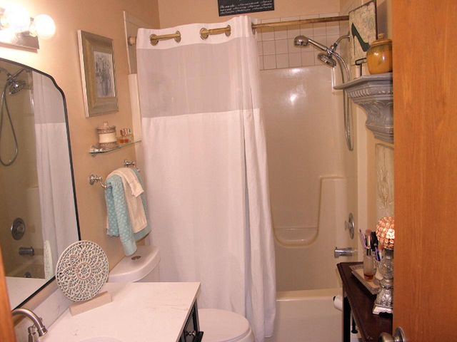 961 EASTMAN LANE, Fond Du Lac, WI 54935