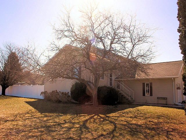 961 EASTMAN LANE, Fond Du Lac, WI 54935