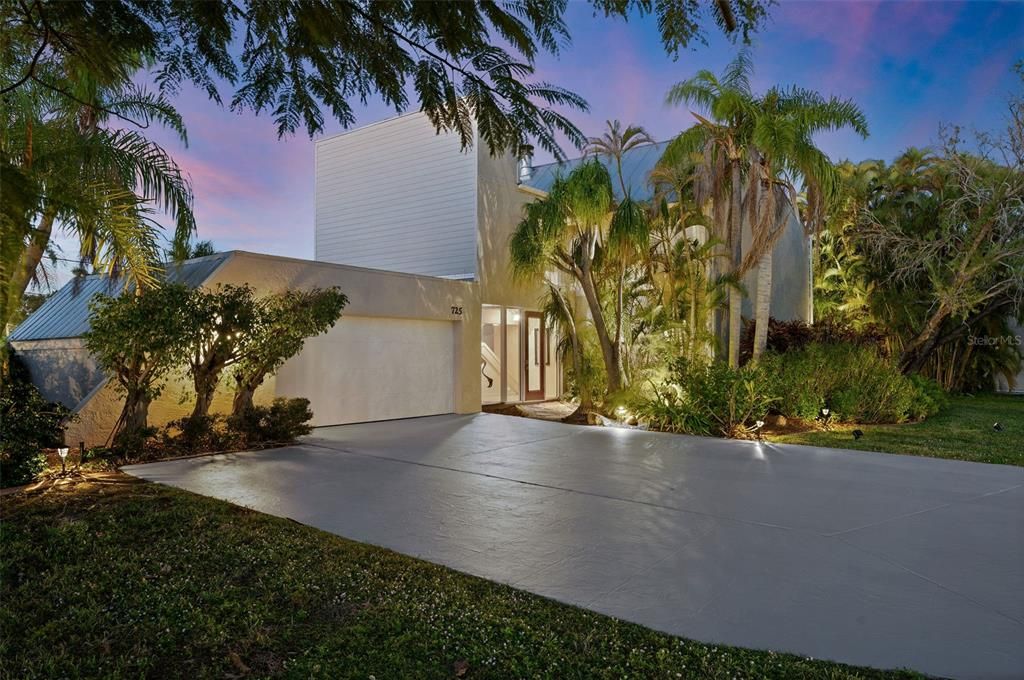 725 EL DORADO PARKWAY W, Cape Coral, FL 33914