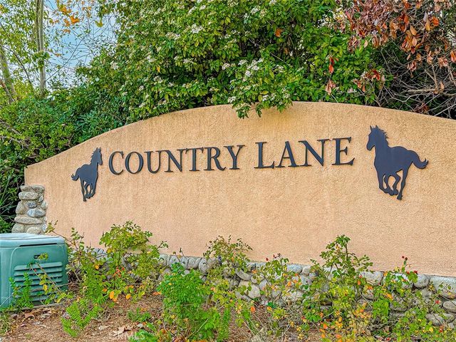 377 Oldstone Court, Simi Valley, CA 93065