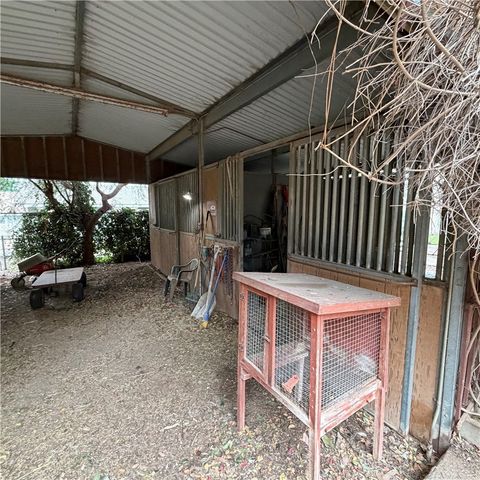 377 Oldstone Court, Simi Valley, CA 93065