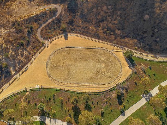 377 Oldstone Court, Simi Valley, CA 93065