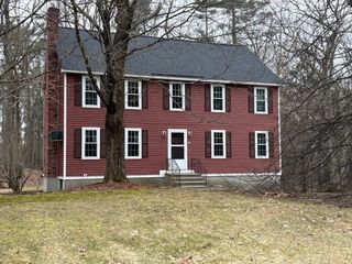 33 Lawson Farm Road, Londonderry, NH 03053