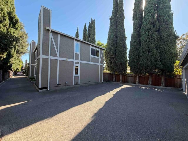 1137 Brace Avenue 4, San Jose, CA 95125