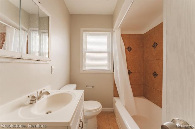 230 Allen Street, Ferndale, MI 48220