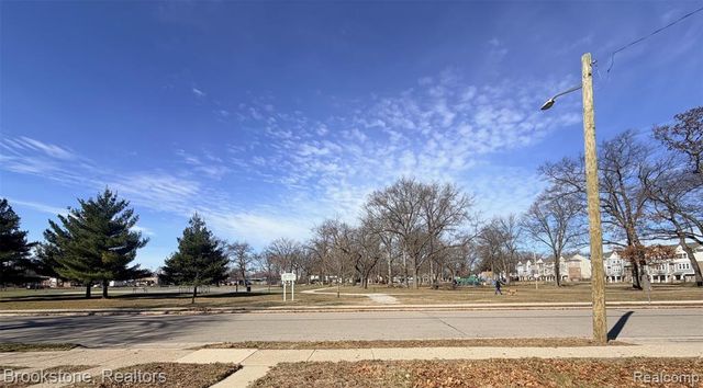 230 Allen Street, Ferndale, MI 48220