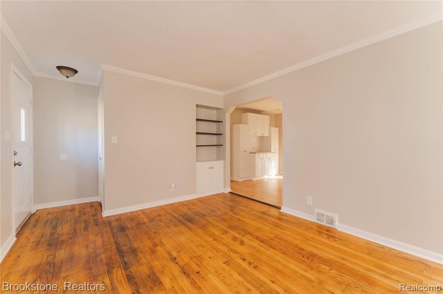 230 Allen Street, Ferndale, MI 48220