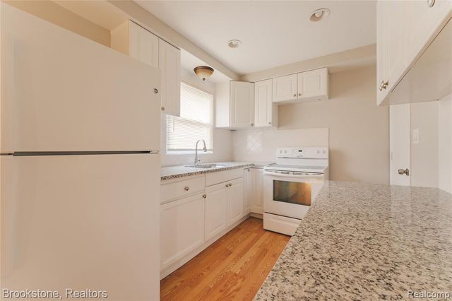 230 Allen Street, Ferndale, MI 48220