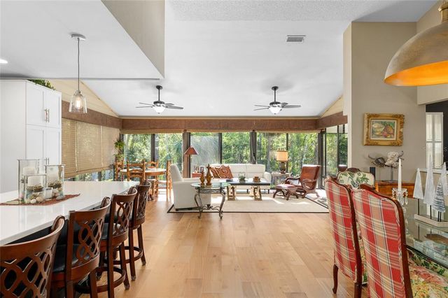 1025 ROYAL TROON COURT, Tarpon Springs, FL 34688