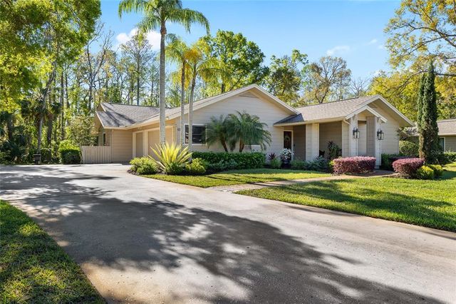 1025 ROYAL TROON COURT, Tarpon Springs, FL 34688
