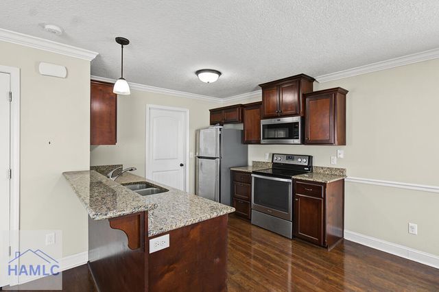 606 Amhearst Row, Hinesville, GA 31313