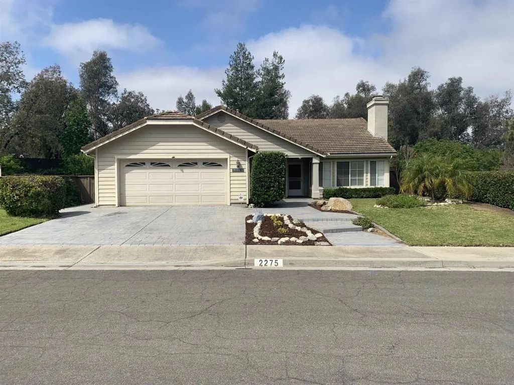 2275 Stone Valley Place, Escondido, CA 92026