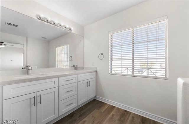 10605 Coal Canyon Avenue, Las Vegas, NV 89129